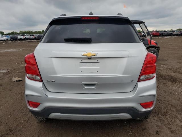Parquets CHEVROLET TRAX 2017 Srebrny