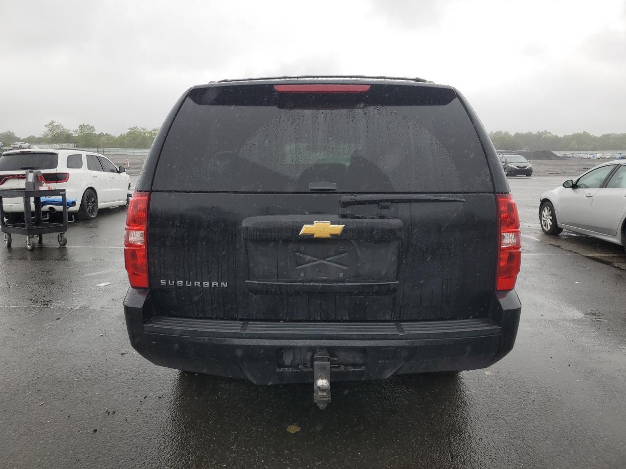 2013 Chevrolet Suburban K1500 Lt VIN: 1GNSKJE71DR234560 Lot: 58912185