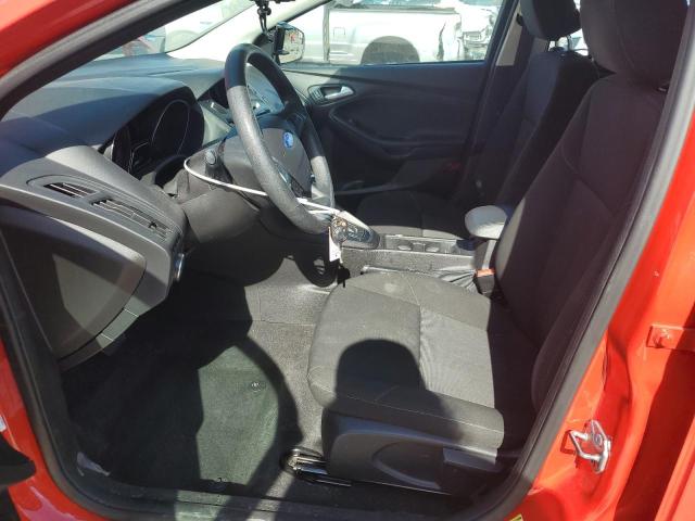  FORD FOCUS 2015 Красный