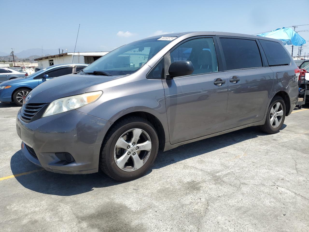 2011 Toyota Sienna for Sale in Sun Valley, CA - Rear End