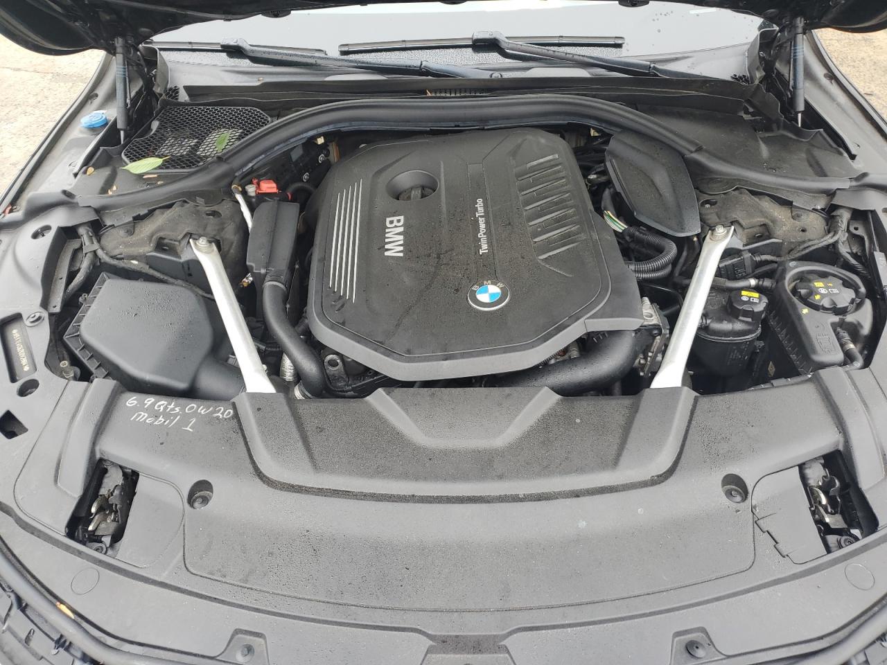 2019 BMW 740 Xi VIN: WBA7E4C52KGV28841 Lot: 56567375
