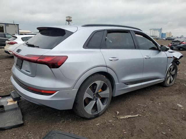  AUDI E-TRON 2023 Сріблястий