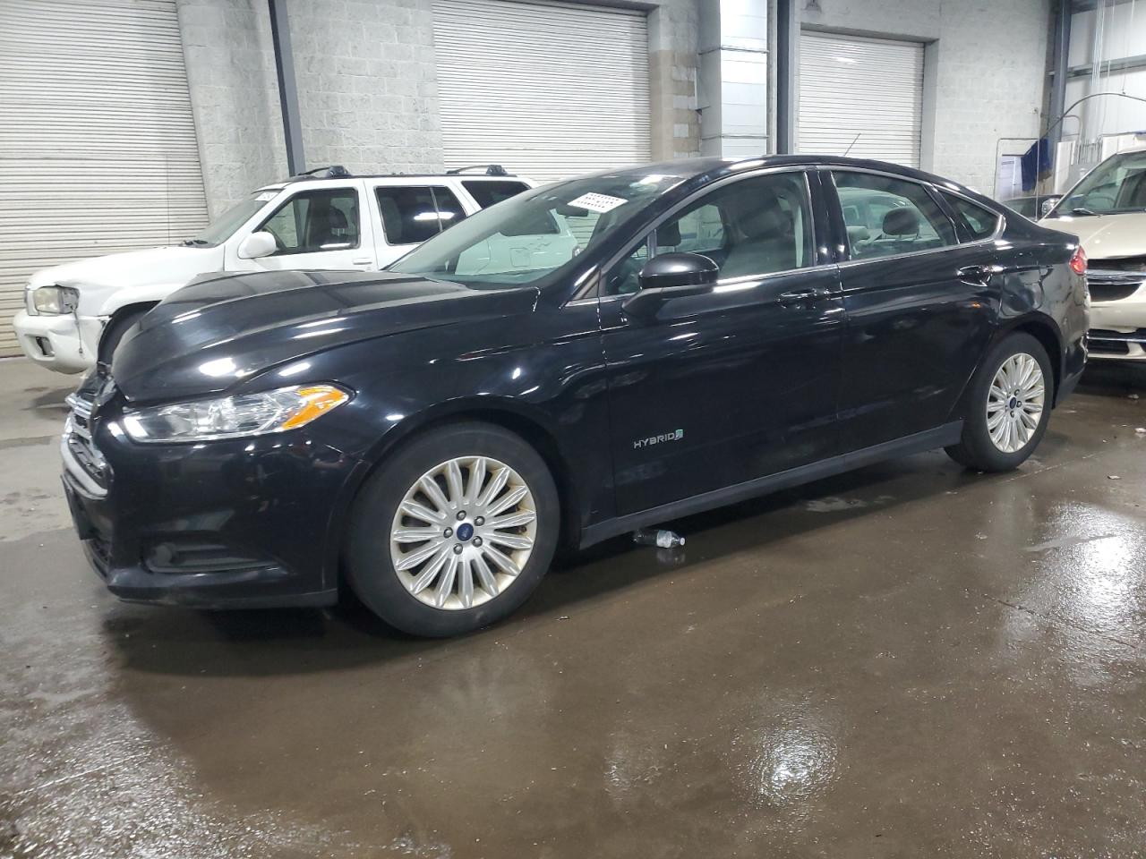 2016 Ford Fusion S Hybrid zu verkaufen in Ham Lake, MN - Front End