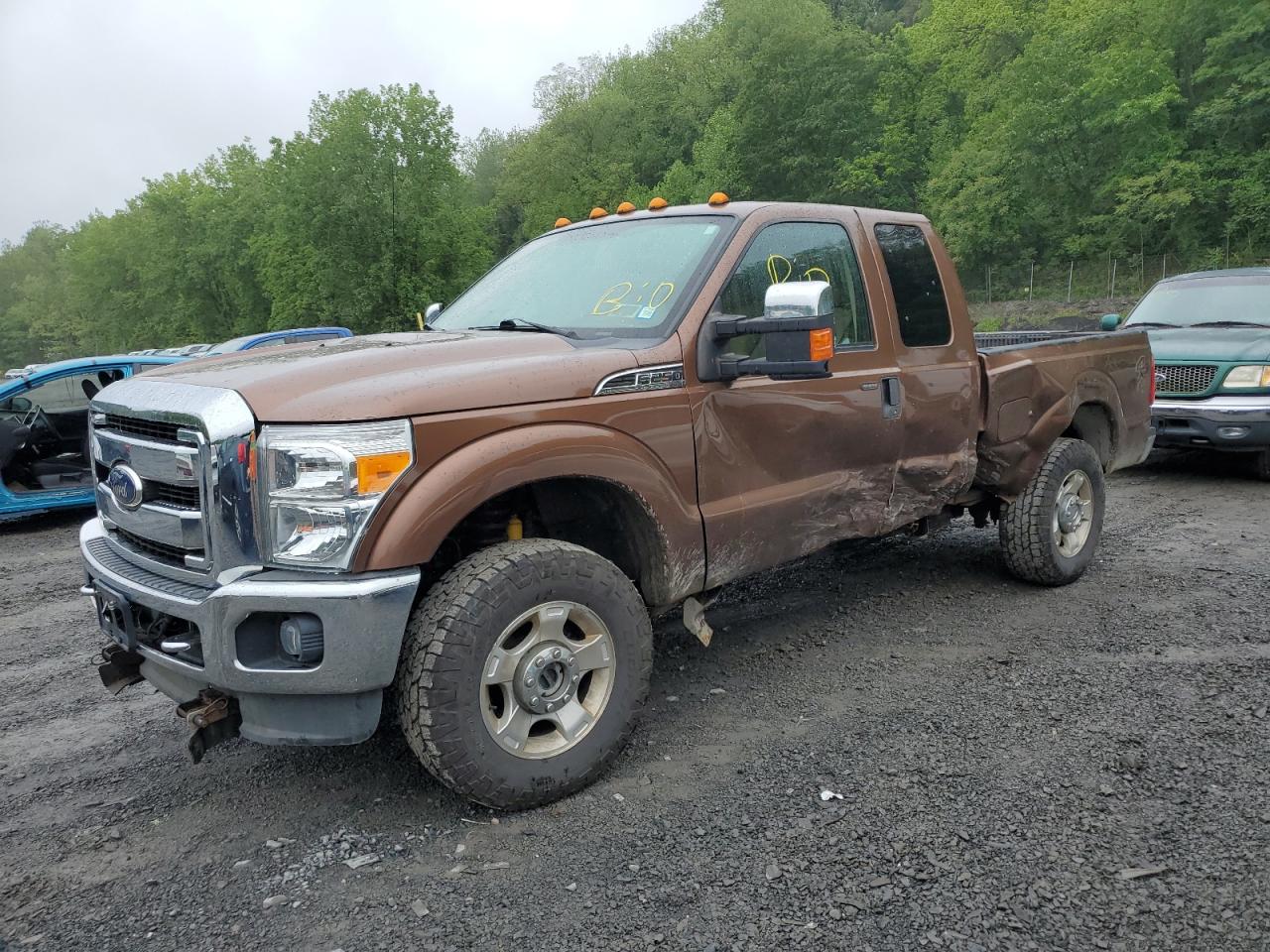 2011 Ford F250 Super Duty for Sale in Marlboro, NY - Side
