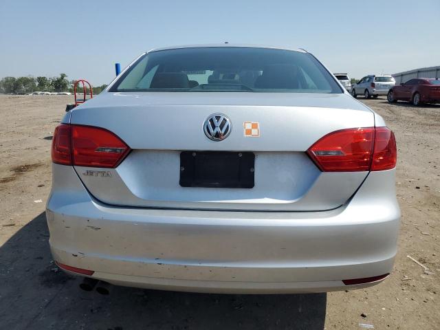  VOLKSWAGEN JETTA 2013 Srebrny