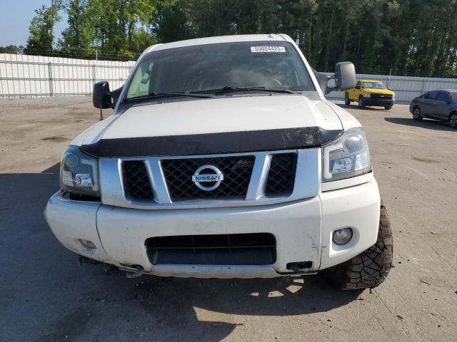  NISSAN TITAN 2014 Білий