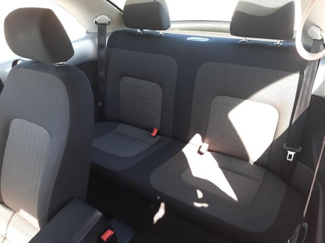 2010 VOLKSWAGEN BEETLE LUN
