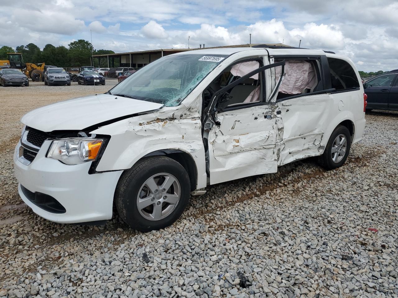 2012 Dodge Grand Caravan Sxt for Sale in Tanner, AL - Side