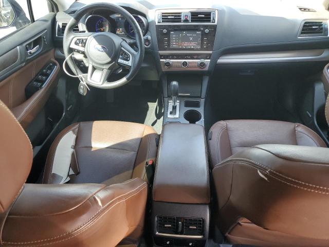  SUBARU OUTBACK 2017 Czarny