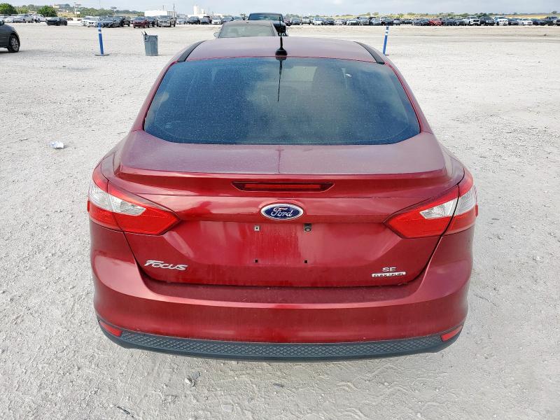  FORD FOCUS 2014 Czerwony