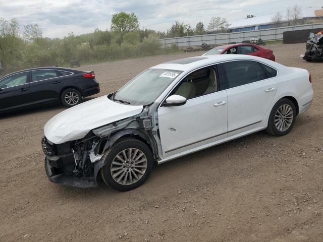  VOLKSWAGEN PASSAT 2017 Белый