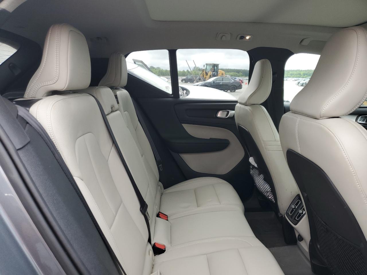 2019 Volvo Xc40 T5 Momentum VIN: YV4162UK9K2054055 Lot: 58928635