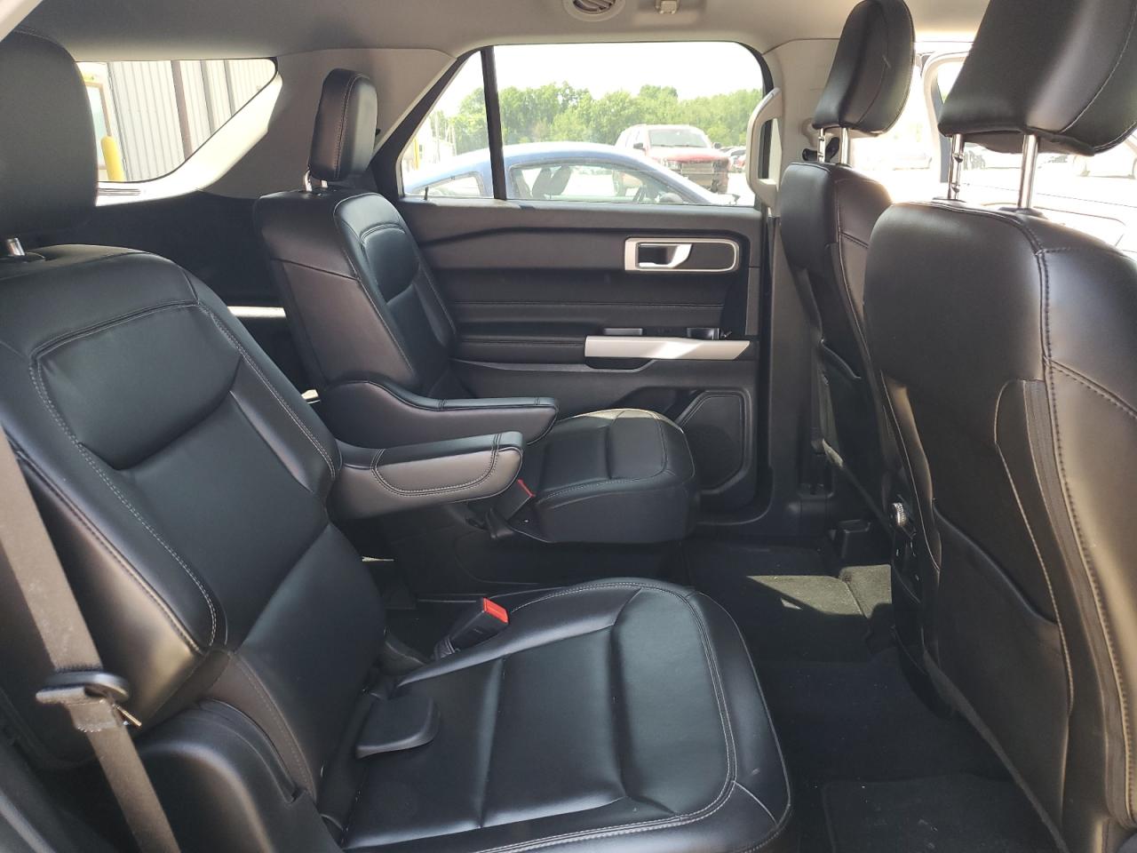 2021 Ford Explorer Xlt VIN: 1FMSK8DH3MGB43986 Lot: 56761825
