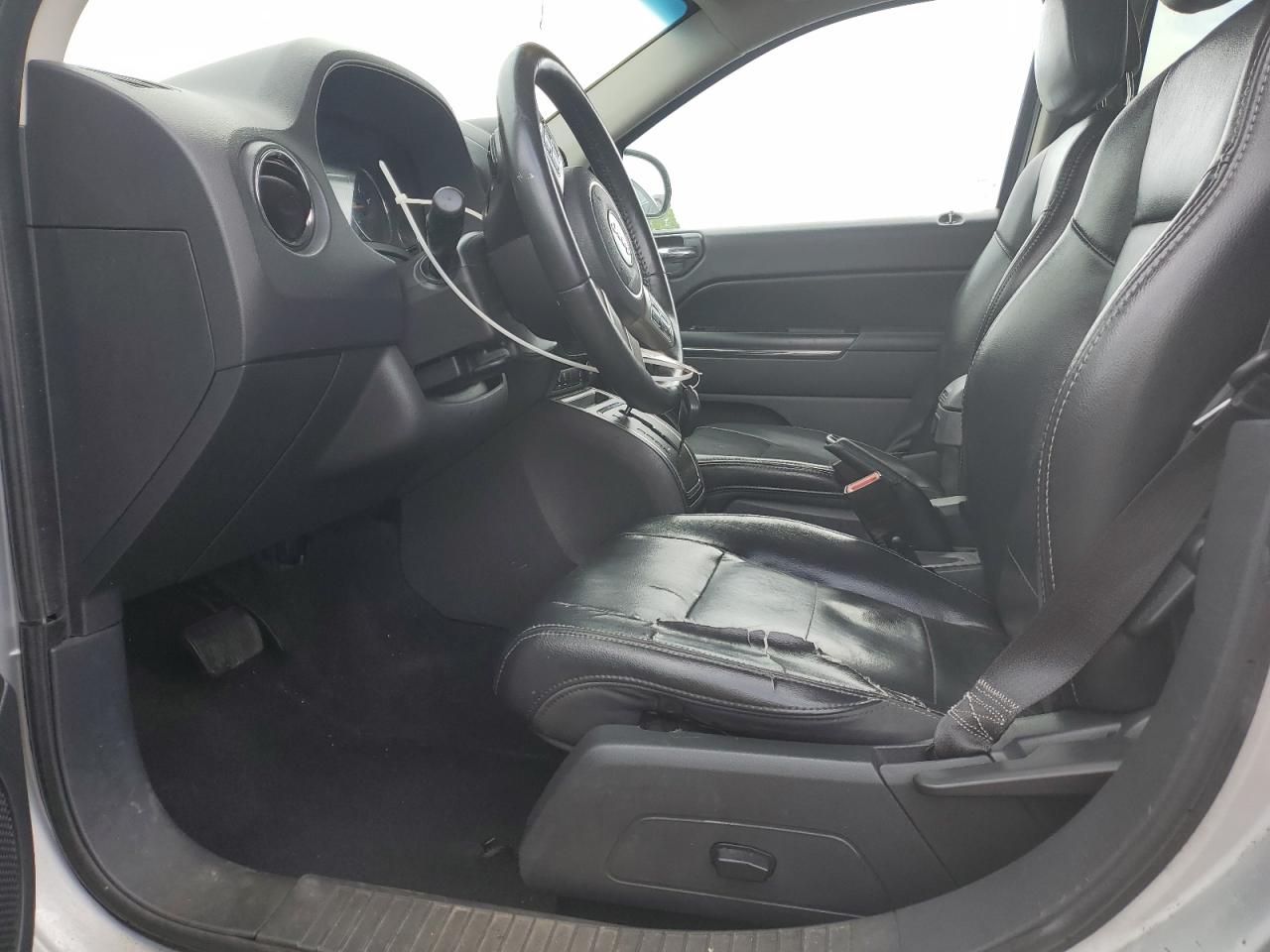 2011 Jeep Compass Limited VIN: 1J4NF5FB2BD275322 Lot: 56875085
