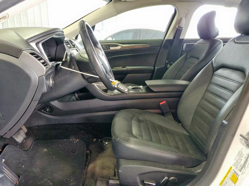  FORD FUSION 2018 Белый