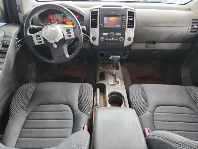  NISSAN FRONTIER 2018 Серебристый