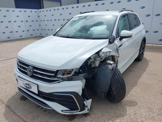 VOLKSWAGEN TIGUAN R-L 2022