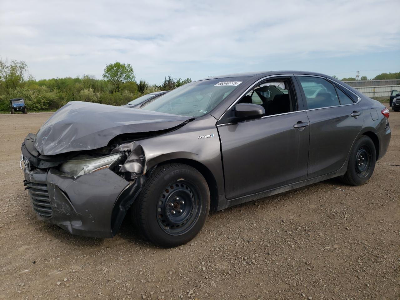 2016 Toyota Camry Hybrid for Sale in Columbia Station, OH - Front End