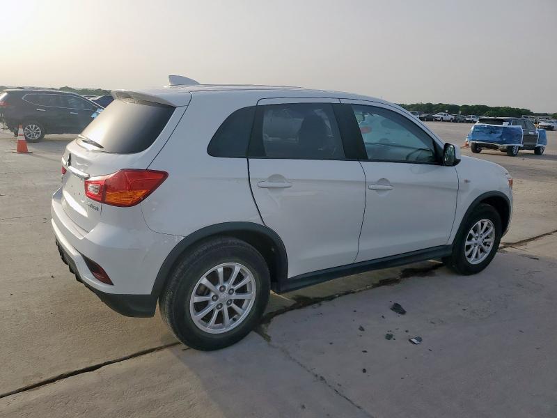  MITSUBISHI OUTLANDER 2018 Biały