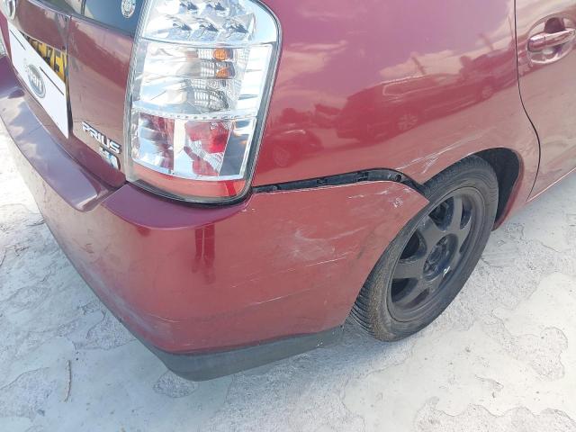 2005 TOYOTA PRIUS T3 V