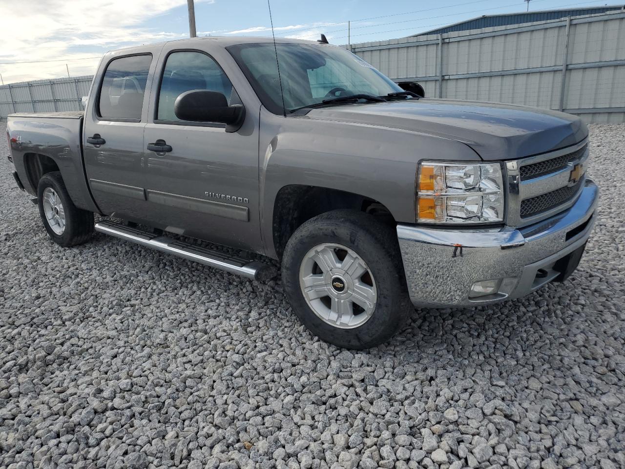2013 Chevrolet Silverado - Image 4