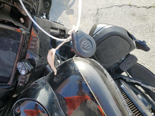  HARLEY-DAVIDSON FL 2020 Вугільний