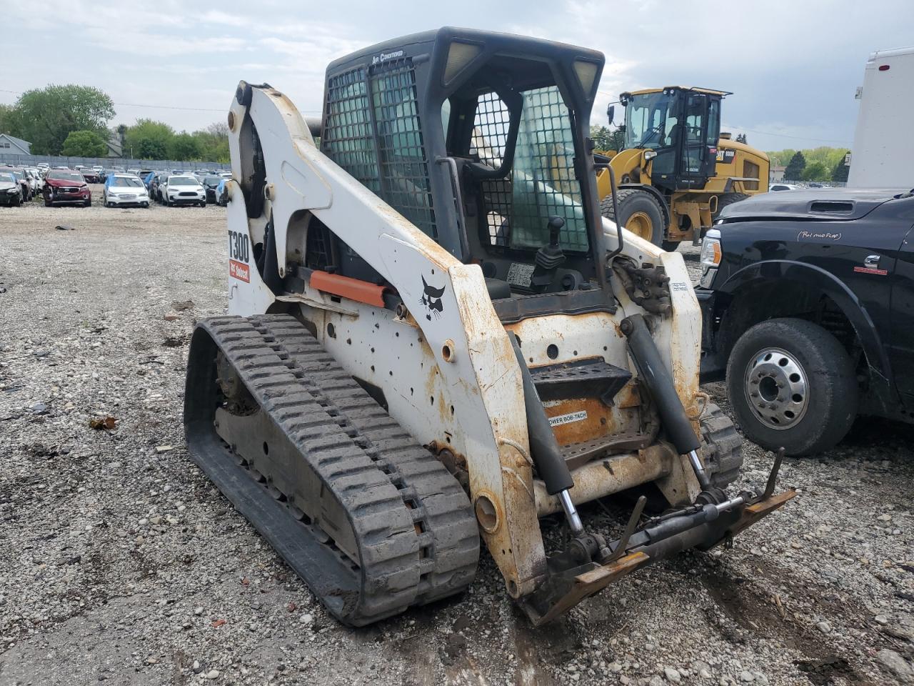 2009 Bobcat T300 Tracked Skid Steer Loader en Venta en Franklin, WI - Burn - Engine
