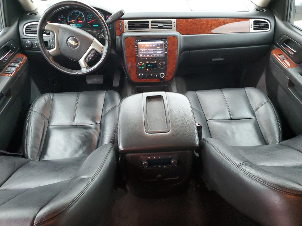 2012 Chevrolet Suburban C1500 Lt VIN: 1GNSCJE09CR234272 Lot: 55577005