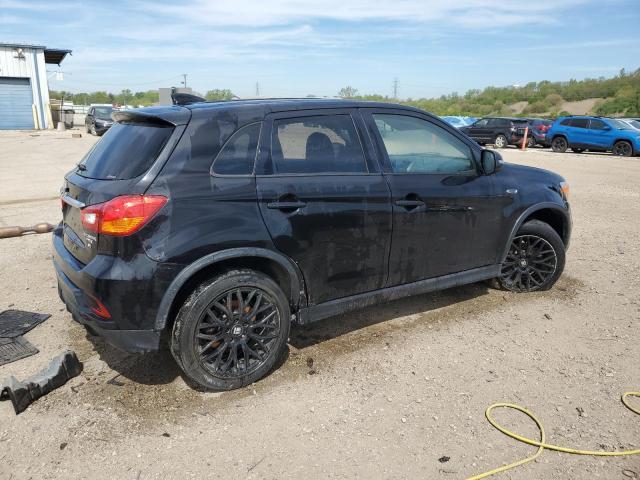  MITSUBISHI OUTLANDER 2018 Черный