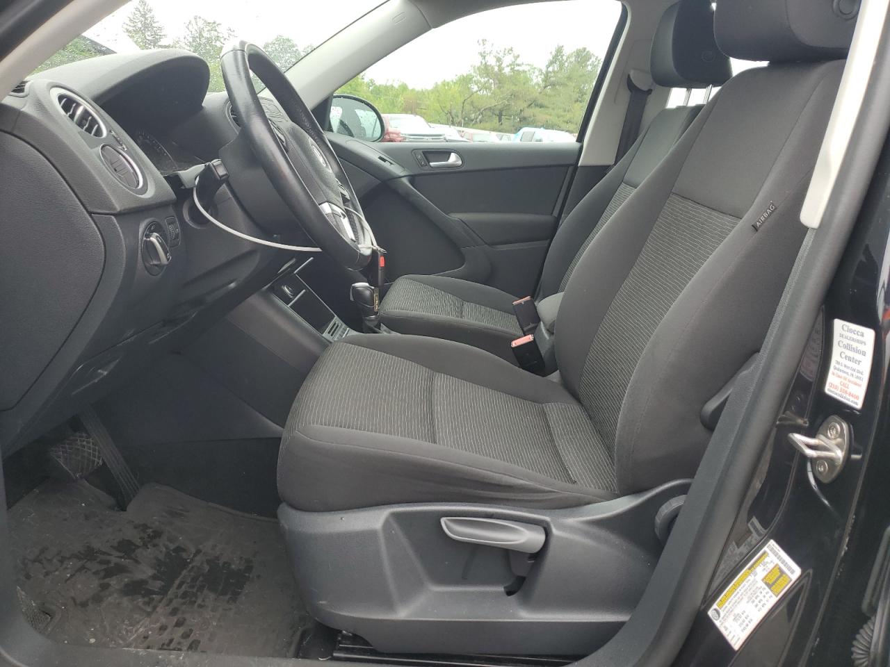 2015 Volkswagen Tiguan S VIN: WVGBV7AX5FW575596 Lot: 58424745