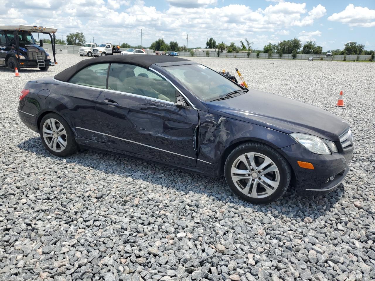 Image 4 of 2011 Mercedes-Benz E-klasse salvage vehicle - Lot #57095815 at Copart
