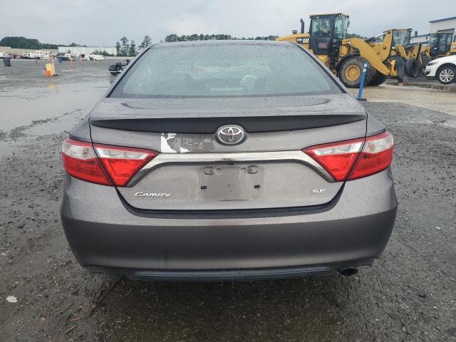  TOYOTA CAMRY 2016 Серый