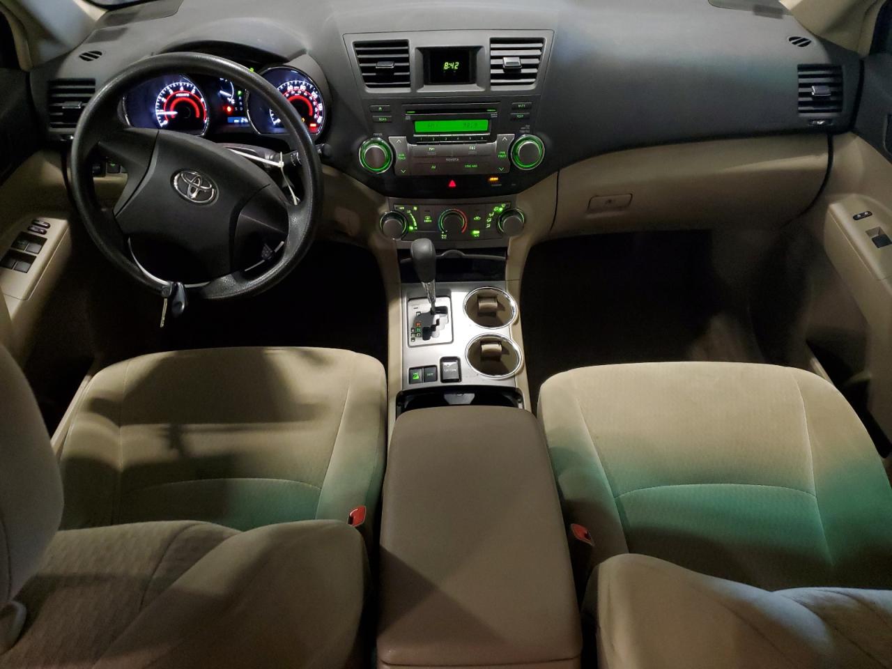 2010 Toyota Highlander VIN: 5TDBK3EH3AS027968 Lot: 55627755
