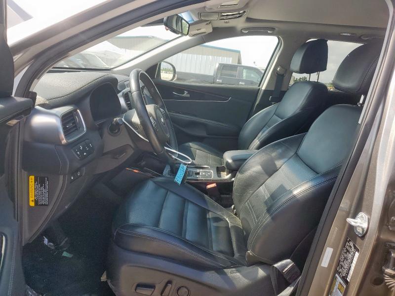Паркетники KIA SORENTO 2017 Серый
