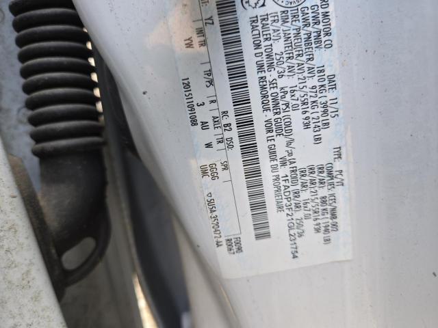 2016 FORD FOCUS SE  