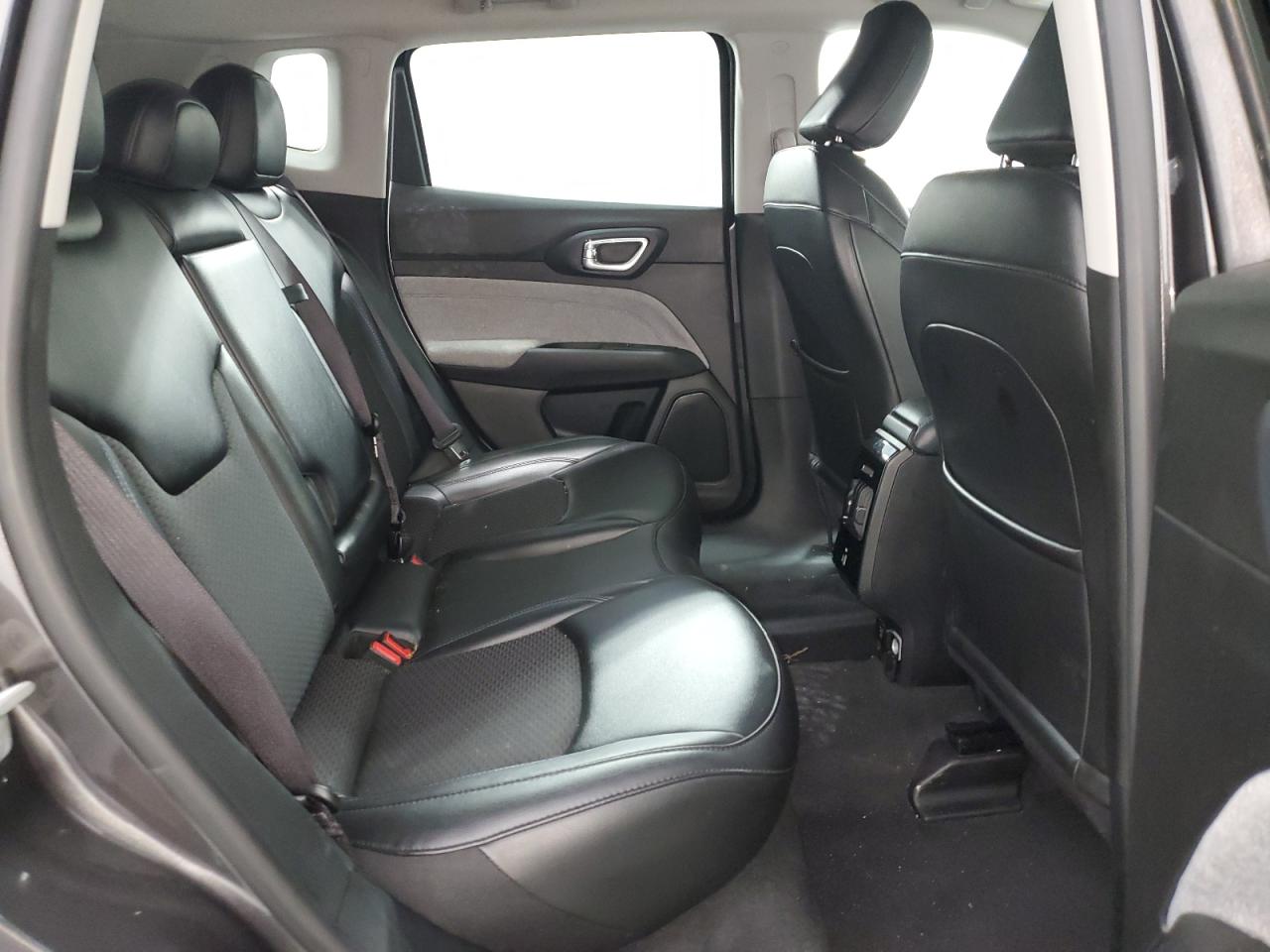 2022 Jeep Compass Latitude VIN: 3C4NJCBB4NT213742 Lot: 56679525