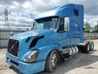 2006 Volvo Vnl Semi Truck for Sale in Louisville, KY - Minor Dent/Scratches