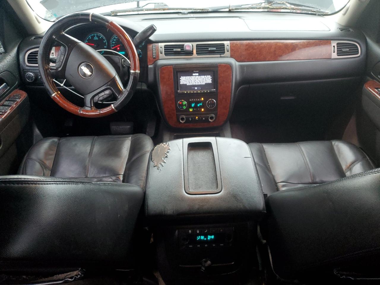 2010 Chevrolet Tahoe K1500 Lt VIN: 1GNUKBE03AR215697 Lot: 53883935