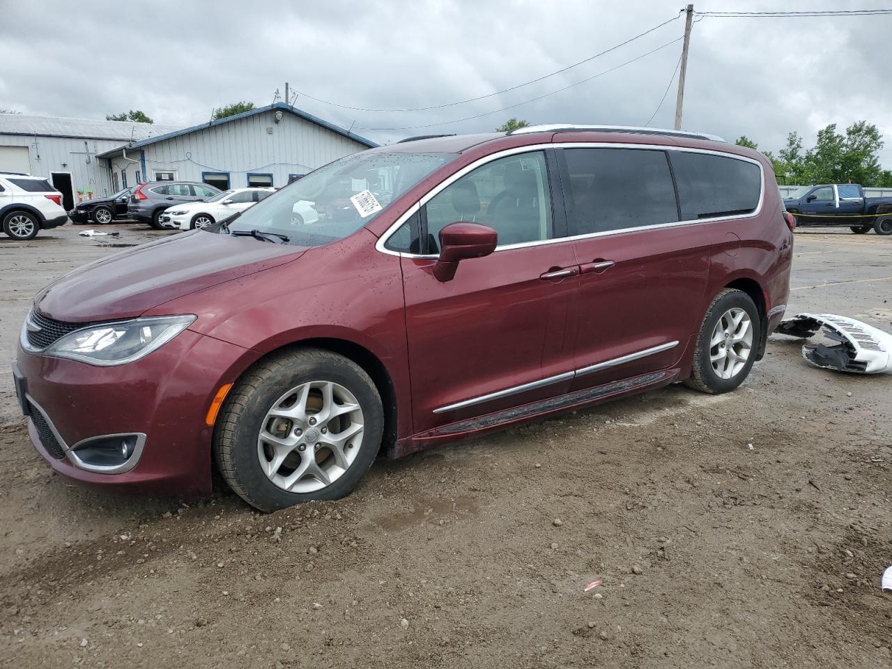 2019 Chrysler Pacifica Touring L იყიდება Pekin-ში, IL - All Over