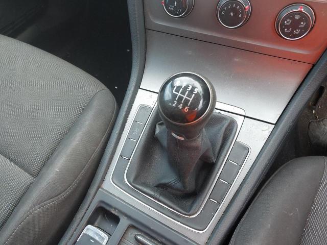 2013 VOLKSWAGEN GOLF S BLU