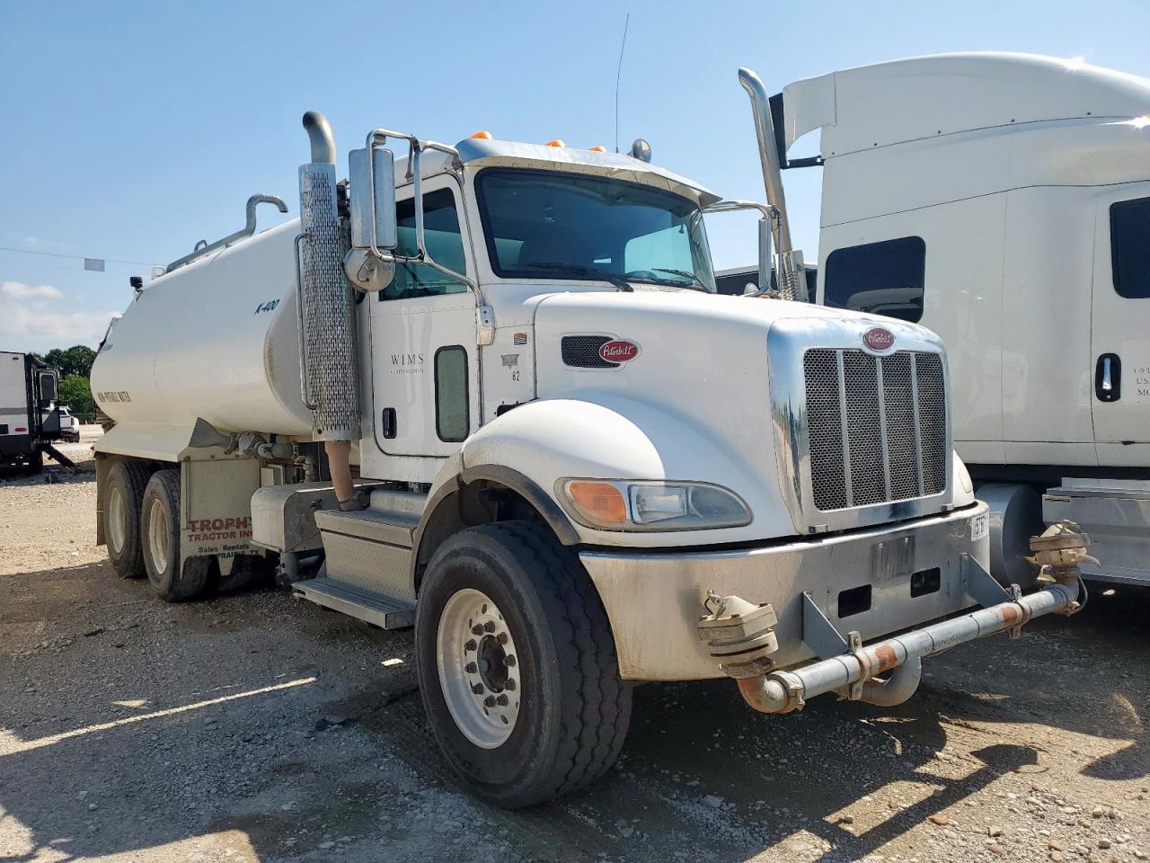 2018 Peterbilt 348 Water Truck for Sale in Grand Prairie, TX - Mechanical