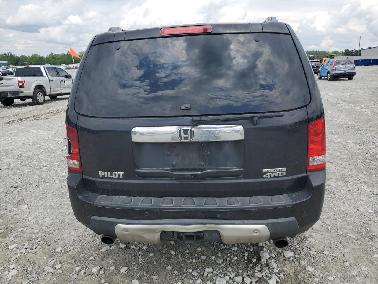 2010 Honda Pilot Touring VIN: 5FNYF4H98AB014498 Lot: 57030215