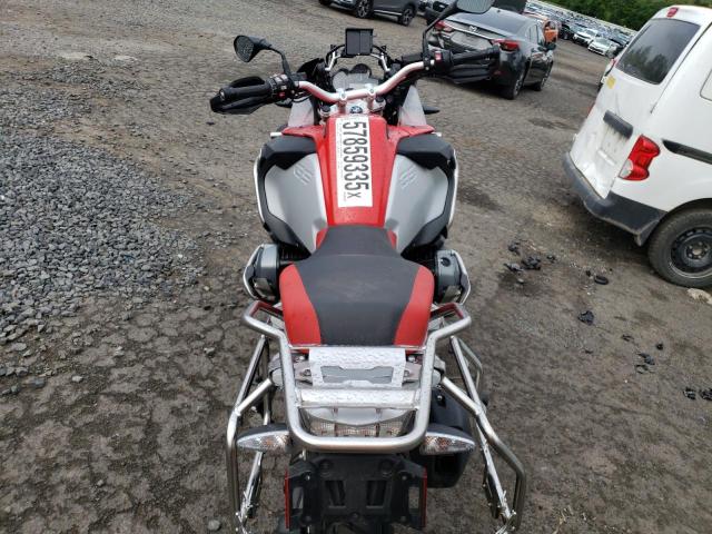  BMW R 2017 Красный