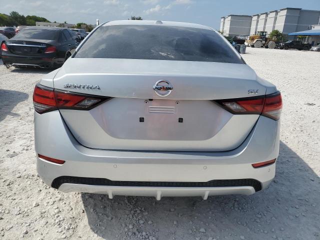  NISSAN SENTRA 2021 Сріблястий