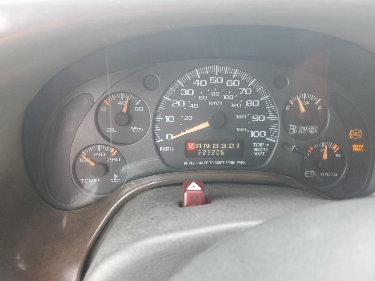 2001 Chevrolet Express G1500 VIN: 1GBFG15R911239338 Lot: 57106595