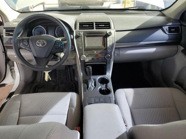 Sedans TOYOTA CAMRY 2015 Biały