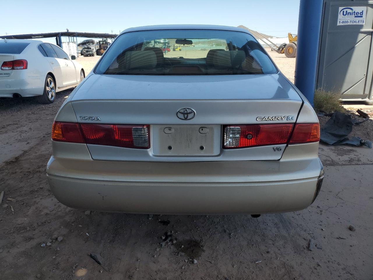 2001 Toyota Camry Le VIN: 4T1BF22K11U120459 Lot: 57449755