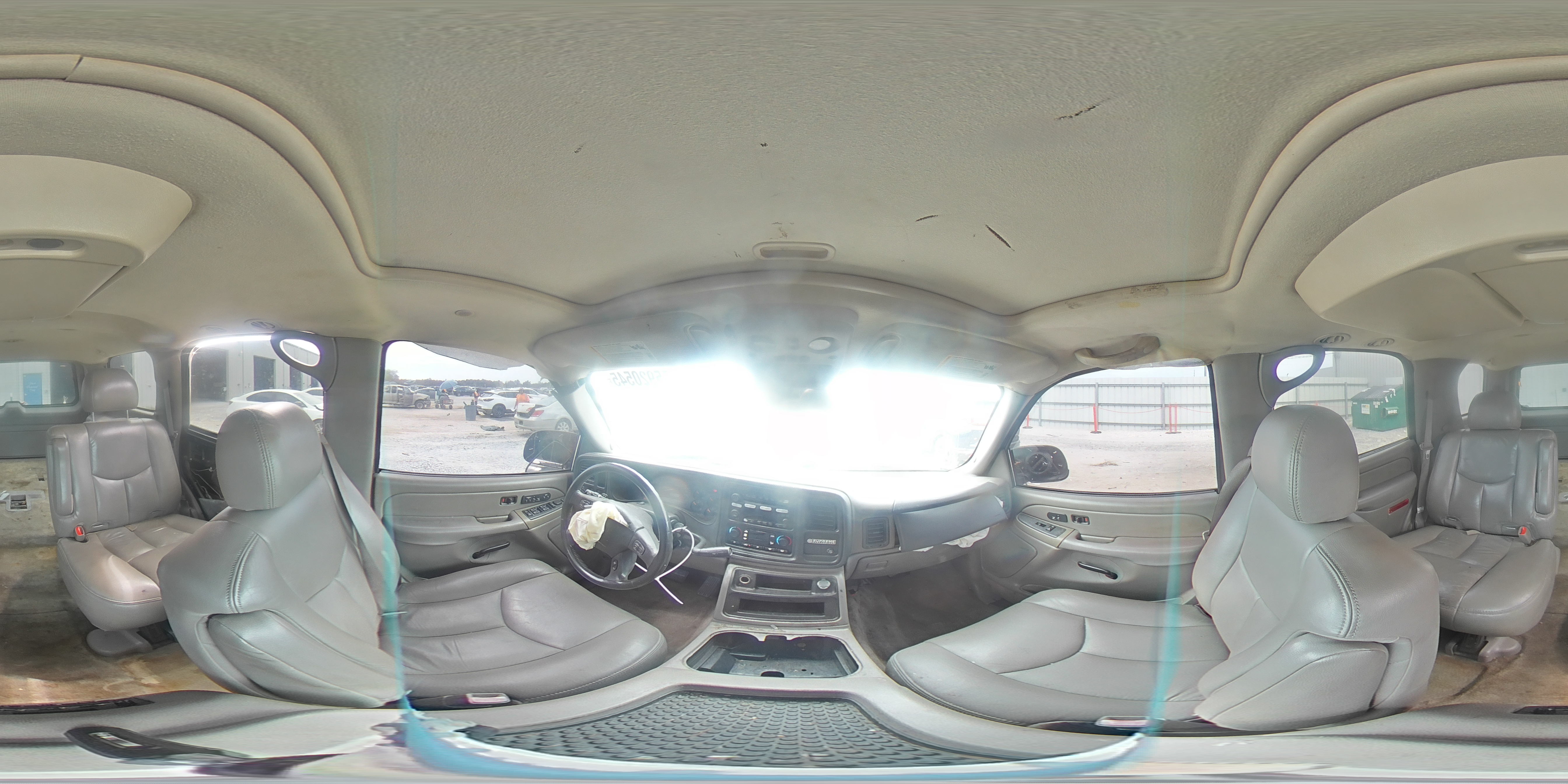 2004 GMC Yukon VIN: 1GKEC13Z04R270672 Lot: 55920545