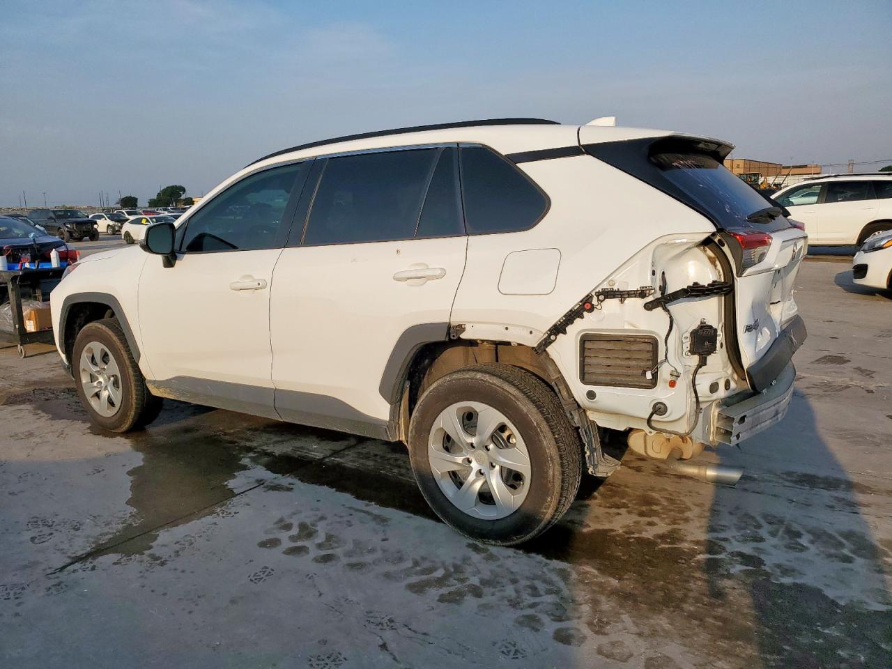 2020 Toyota Rav4 Le white null gas 2T3K1RFV1LC039145 photo #3