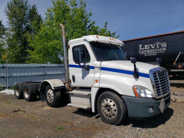 2016 Freightliner Cascadia Truck Cab And Chassis